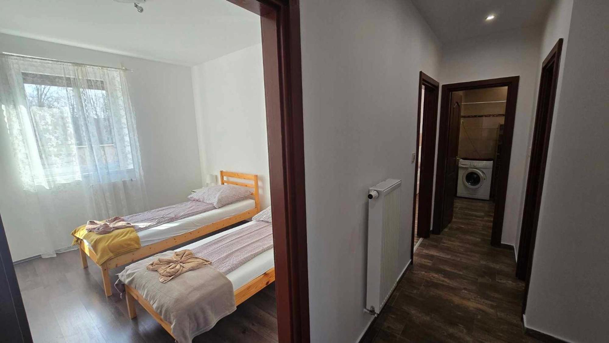 Aqua Apartman Tiszaújváros Exterior foto