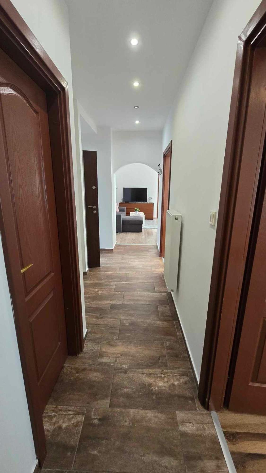 Aqua Apartman Tiszaújváros Exterior foto