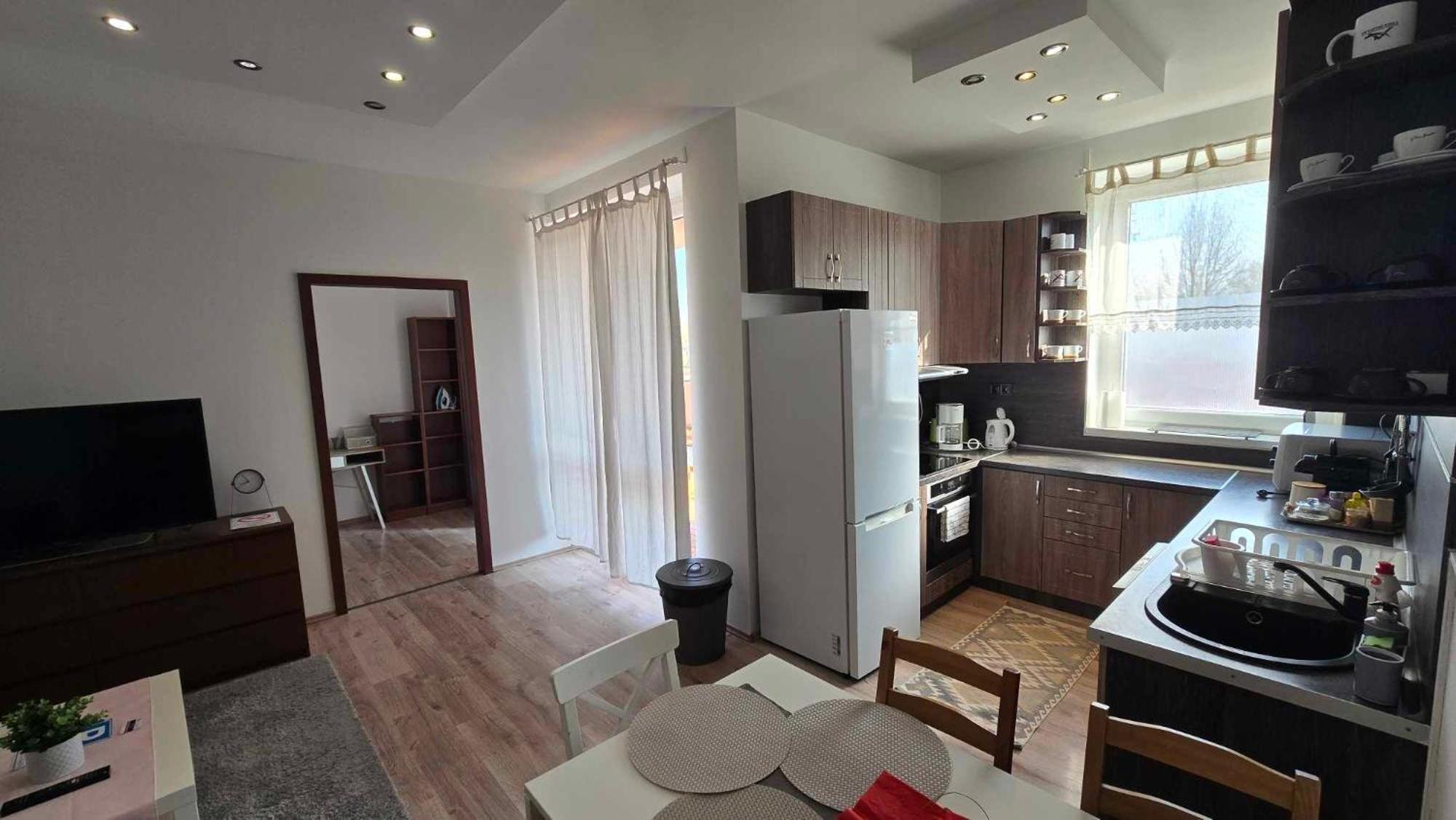 Aqua Apartman Tiszaújváros Exterior foto